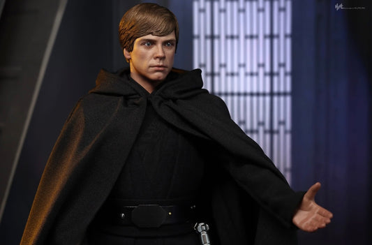 Hot Toys DX23B Star Wars: The Mandalorian - 1/6th scale Luke Skywalker (Deluxe Version) Collectible Figure (Special Edition)