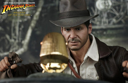 Hot Toys DX05 Raiders of the Lost Ark - 1/6th scale Indiana Jones Collectible Figure