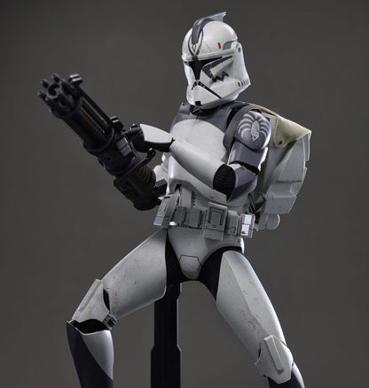 Hot Toys TMS143 Star Wars: The Clone Wars - 104th Battalion Wolfpack Clone Trooper Collectible Figure (Deluxe Version)