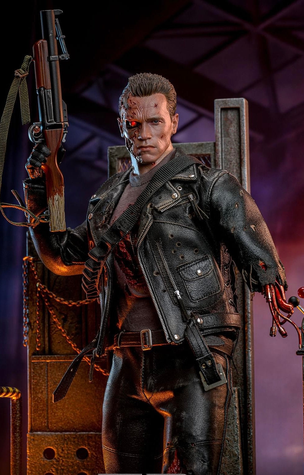 Pre-Order Hot Toys DX46 Terminator 2: Judgment Day - 1/6th scale T-800 (Battle Damaged Version 2.0) Collectible Figure