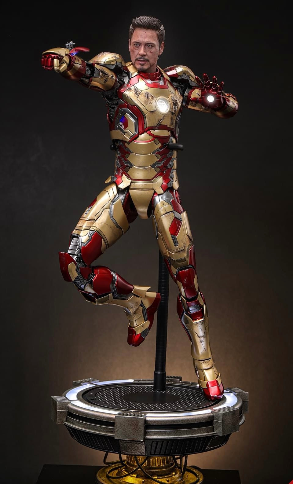 Pre-Order Hot Toys MMS759D66B Iron Man 3 - 1/6th scale Iron Man Mark XLII Collectible Figure (Deluxe Version) (Special Edition)