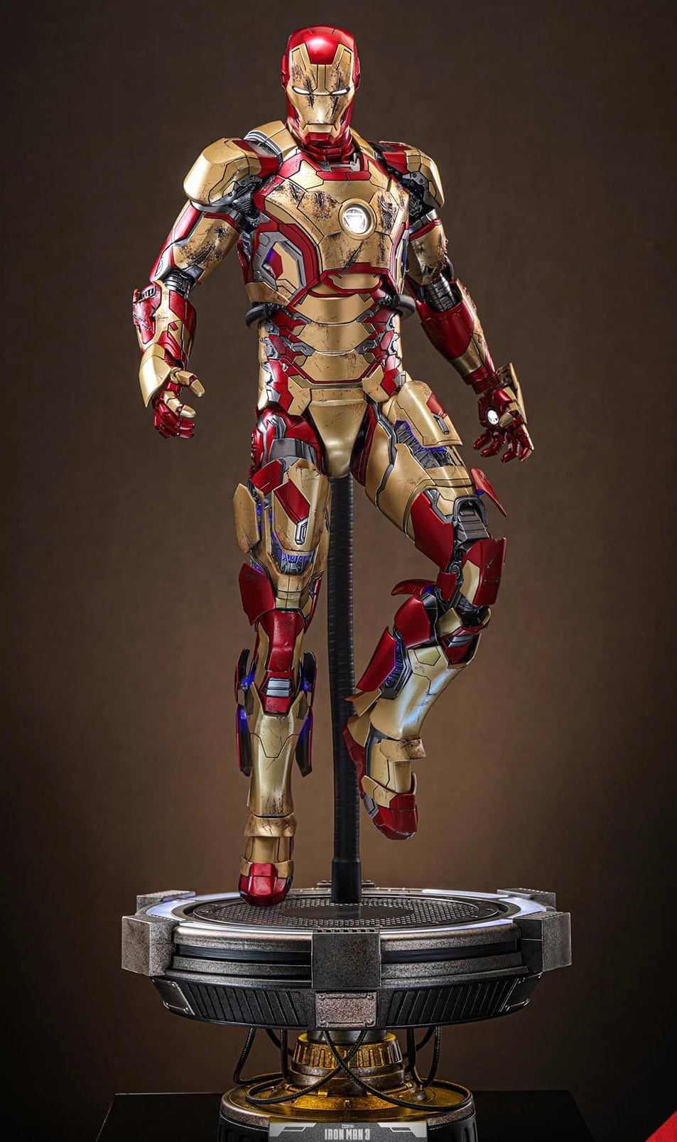 Pre-Order Hot Toys MMS759D66B Iron Man 3 - 1/6th scale Iron Man Mark XLII Collectible Figure (Deluxe Version) (Special Edition)