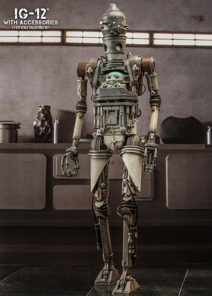 Hot Toys TMS105 Star Wars: The Mandalorian™ - 1/6th scale IG-12 With Accessories Collectible Set