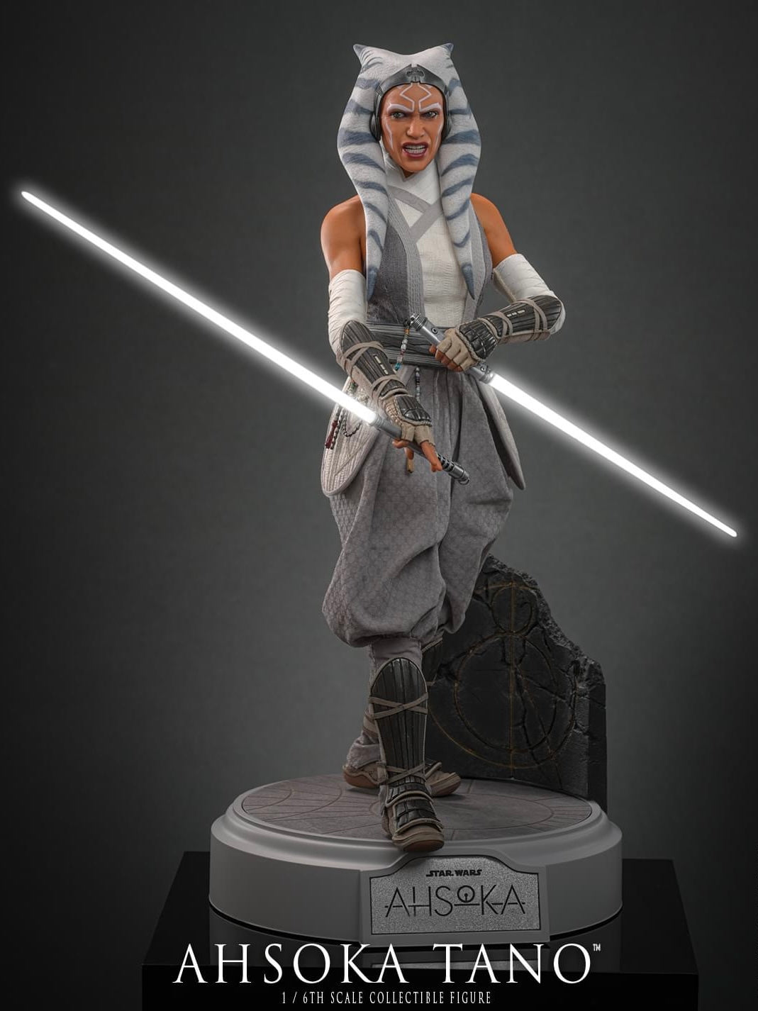 Pre-Order Hot Toys TMS118 Star Wars: Ahsoka - Ahsoka Tano 1/6th Scale Collectible Figure