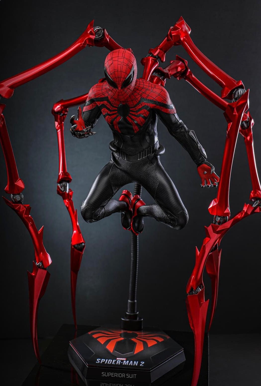 Hot Toys VGM61 Marvel's Spider-Man 2 - 1/6th scale Peter Parker (Superior Suit) Collectible Figure