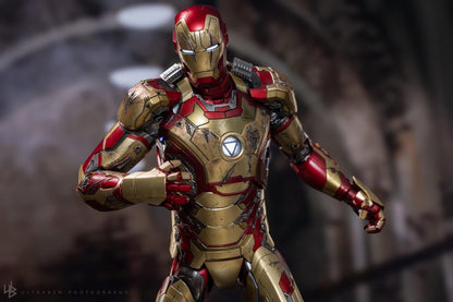 Hot Toys MMS758D65B Iron Man 3 - 1/6th scale Iron Man Mark XLII Collectible Figure (Special Edition)