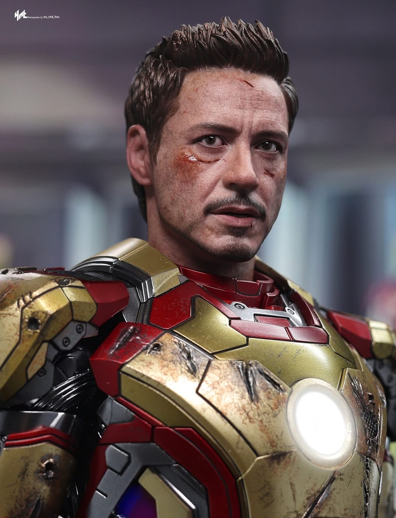 Hot Toys MMS758D65B Iron Man 3 - 1/6th scale Iron Man Mark XLII Collectible Figure (Special Edition)