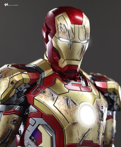 Hot Toys MMS758D65B Iron Man 3 - 1/6th scale Iron Man Mark XLII Collectible Figure (Special Edition)