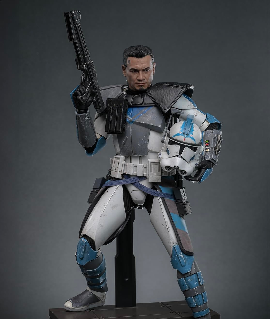 Pre-Order Hot Toys TMS132 Star Wars: The Clone Wars - 1/6th scale Arc Trooper Fives Collectible Figure