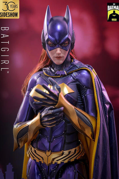 Hot Toys VGM65 Batman: Arkham Knight - 1:6 Batgirl (Purple and Gold Version) Exclusive