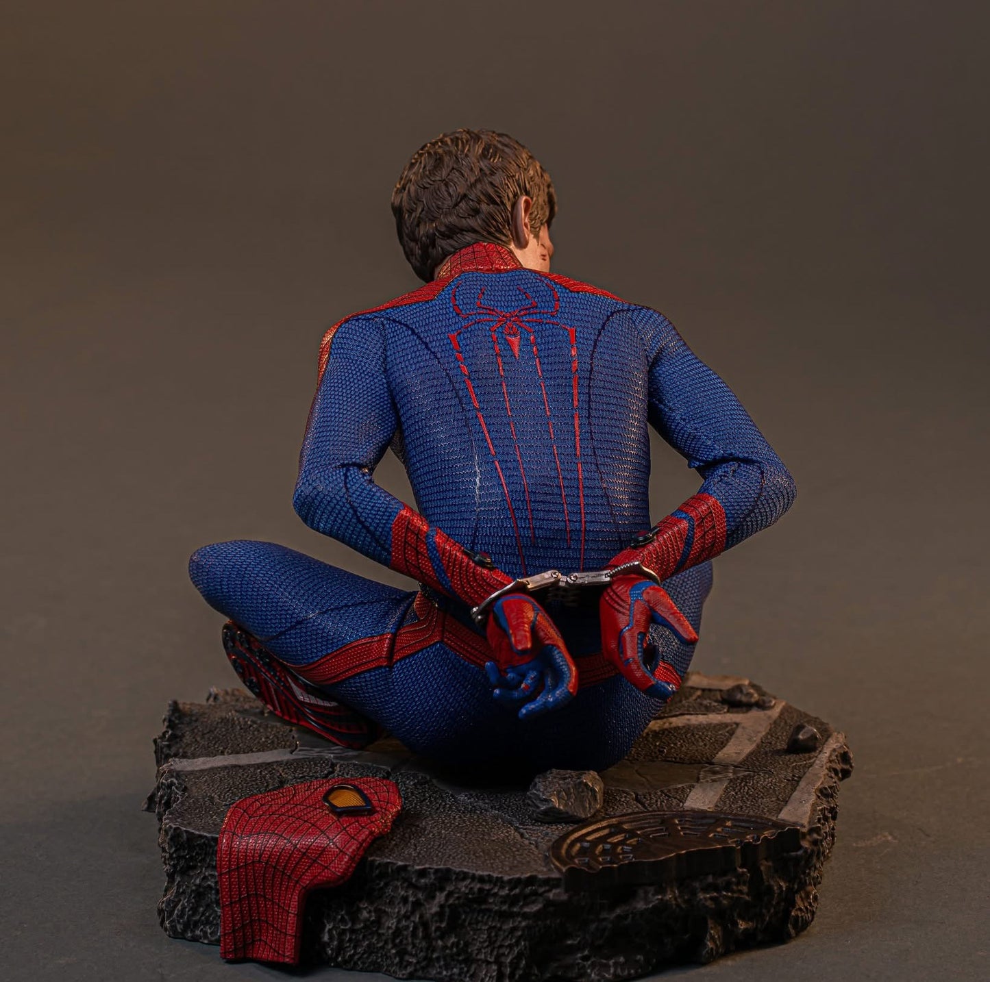 Hot Toys MMS771 The Amazing Spider-Man - 1/6th scale The Amazing Spider-Man Collectible Figure