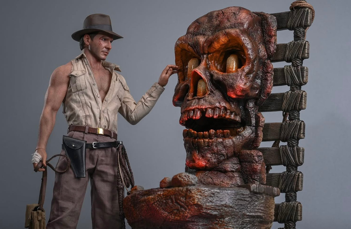 Pre-Order Hot Toys MMS861 Indiana Jones and the Temple of Doom - 1/6th scale Indiana Jones Collectible Figure (Deluxe Version)