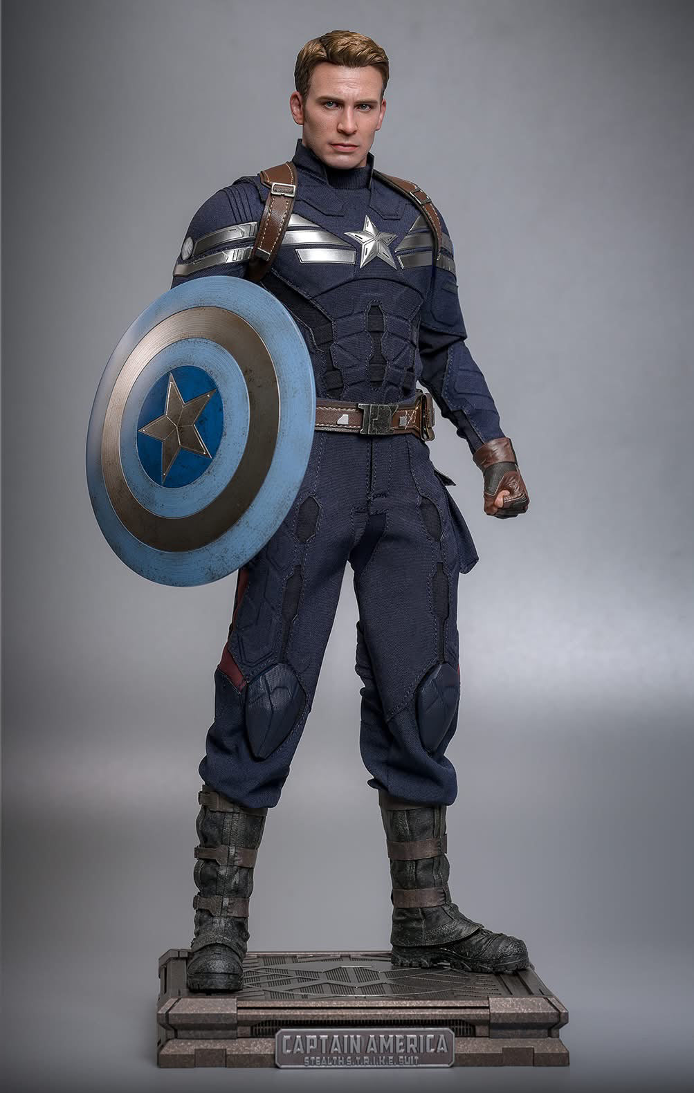 Pre-Order Hot Toys MMS783 Captain America: The Winter Soldier - 1/6th scale Captain America (Stealth S.T.R.I.K.E. Suit) 2.0 Collectible Figure