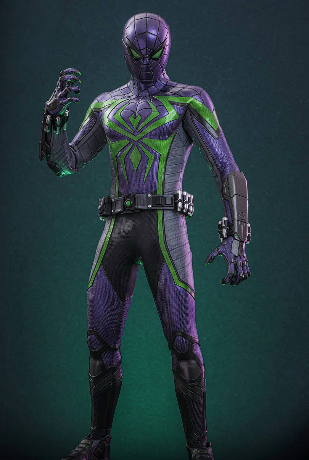 Hot Toys VGM68 Marvel's Spider-Man 2 - 1/6th scale Miles Morales (Purple Reign Suit) Collectible Figure [Hot Toys Exclusive]