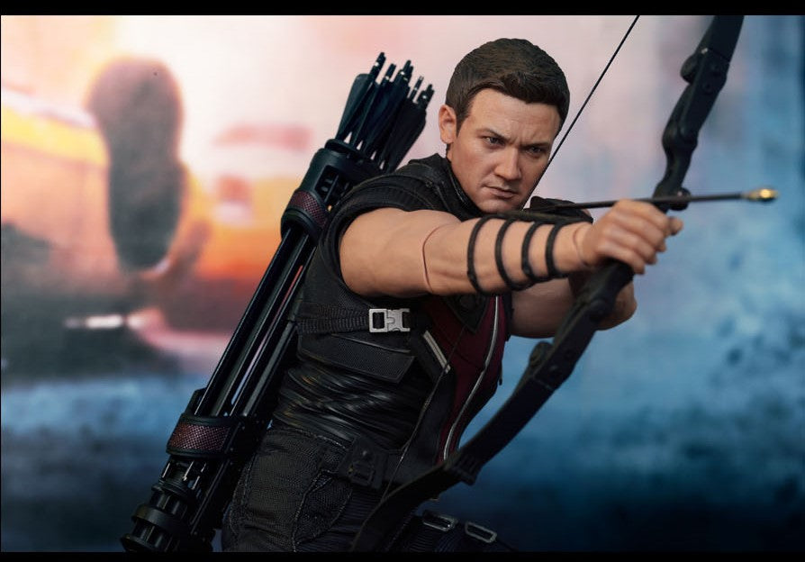Hot Toys MMS172 The Avengers - 1/6 Scale Hawkeye Collectible Figure