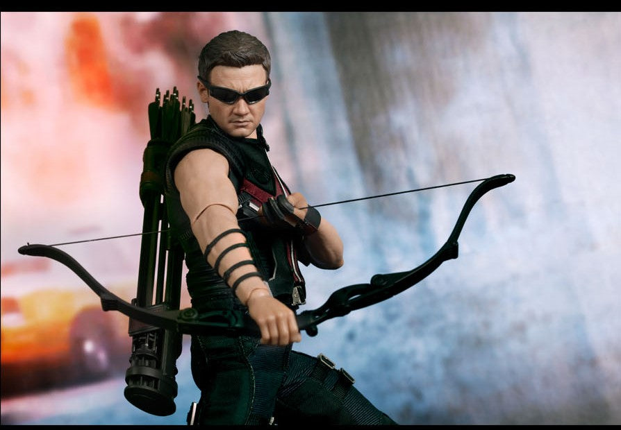 Hot Toys MMS172 The Avengers - 1/6 Scale Hawkeye Collectible Figure