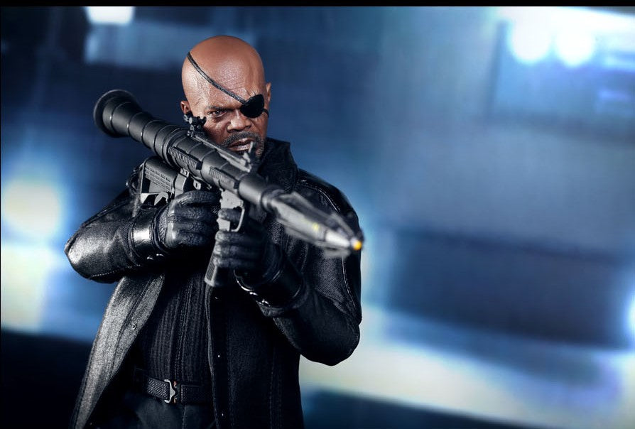 Hot Toys MMS169 The Avengers - 1/6 Scale Nick Fury Collectible Figure