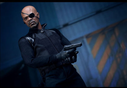 Hot Toys MMS169 The Avengers - 1/6 Scale Nick Fury Collectible Figure