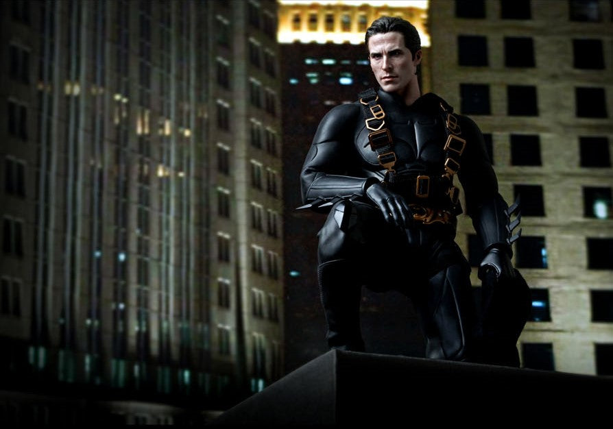 Hot Toys MMS155 Batman Begins - The 1/6th scale Batman/ Bruce Wayne (Batsuit Begins Version) Collectible Figure