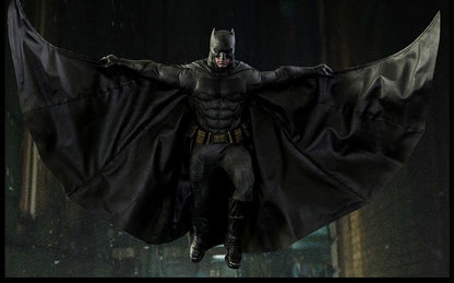 Hot Toys MMS409 Suicide Squad - 1/6th scale Batman Collectible Figure (Hot Toys Exclusive)