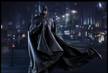 Hot Toys MMS409 Suicide Squad - 1/6th scale Batman Collectible Figure (Hot Toys Exclusive)