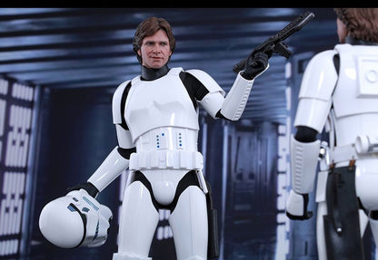 Hot Toys MMS418 Star Wars: Episode IV A New Hope - 1/6th scale Han Solo (Stormtrooper Disguise Version) Collectible Figure [Hot Toys Exclusive]