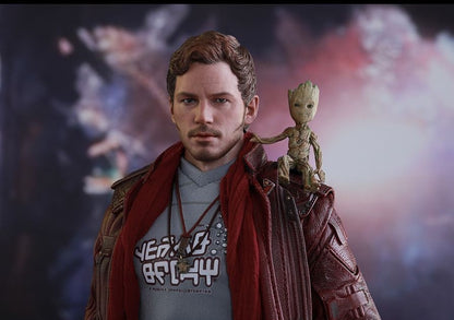 Hot Toys MMS421 Guardians of the Galaxy Vol. 2 - 1/6th scale Star-Lord Collectible Figure (Deluxe Version)