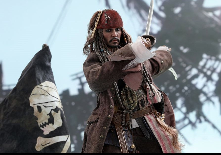 Hot Toys DX15 Pirates of the Caribbean: Dead Men Tell No Tales - 1/6th scale Jack Sparrow Collectible Figure