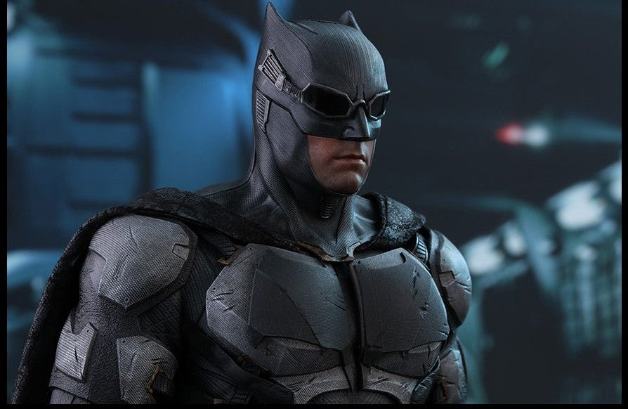 Hot Toys MMS432B Justice League - 1/6th scale Batman (Tactical Batsuit Version) Collectible Figure (Special Edition))