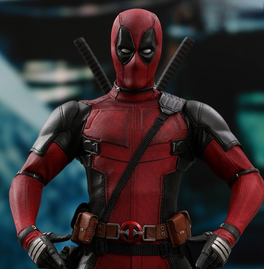 Hot Toys MMS490 Deadpool 2 - 1/6th scale Deadpool Collectible Figure