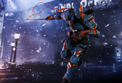 Hot Toys VGM30 Batman: Arkham Origins - 1/6th scale Deathstroke Collectible Figure