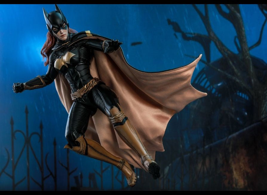 Hot Toys VGM40 Batman: Arkham Knight - 1/6th scale Batgirl Collectible Figure