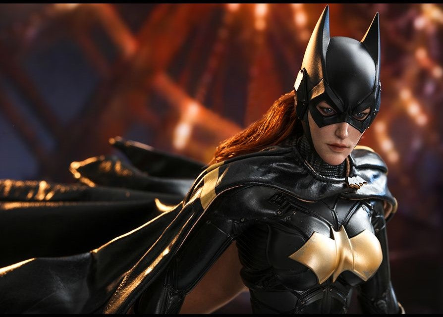 Hot Toys VGM40 Batman: Arkham Knight - 1/6th scale Batgirl Collectible Figure