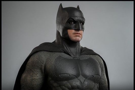 Hot Toys MMS731 Batman v Superman: Dawn of Justice - 1/6th scale Batman (2.0) Collectible Figure