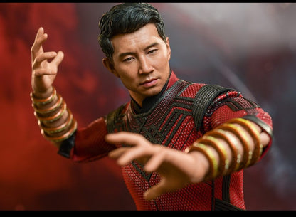 Hot Toys MMS614 Shang-Chi and the Legend of the Ten Rings - 1/6th scale Shang-Chi Collectible Figure