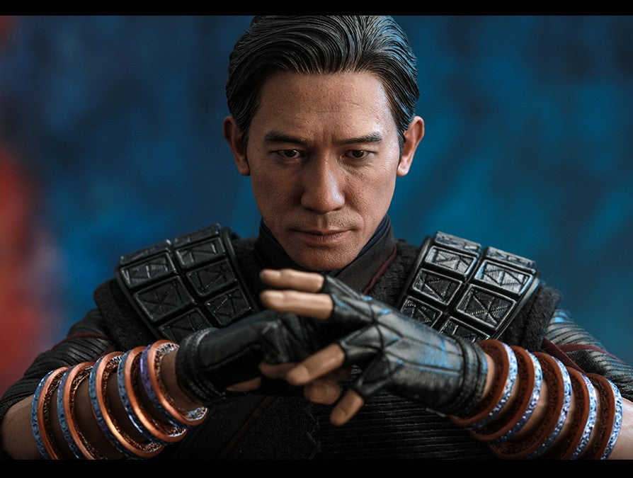 Hot Toys MMS613 Shang-Chi and the Legend of the Ten Rings - 1/6th scale Wenwu Collectible Figure