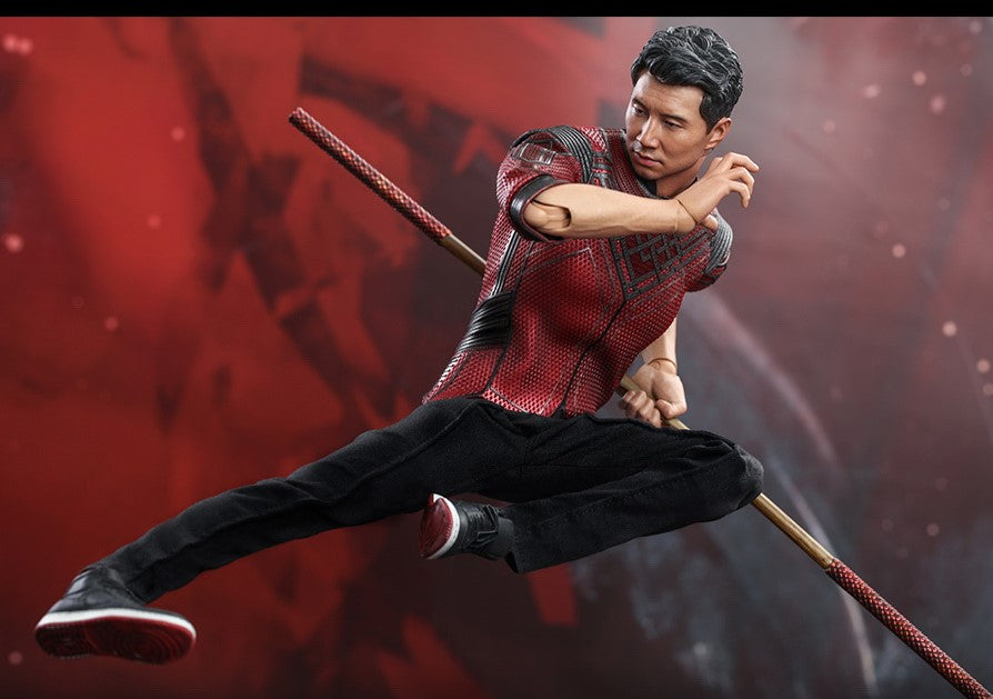 Hot Toys MMS614 Shang-Chi and the Legend of the Ten Rings - 1/6th scale Shang-Chi Collectible Figure