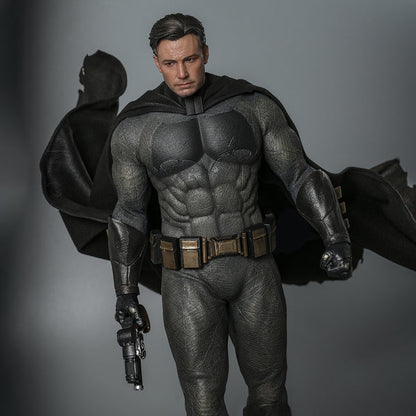 Pre-Order Hot Toys MMS732 Batman v Superman: Dawn of Justice - 1/6th scale Batman (2.0) Collectible Figure (Deluxe Version)