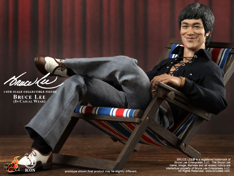 Hot Toys MIS12 - 1/6th scale Bruce Lee Collectible Figure (In Casual Wear)