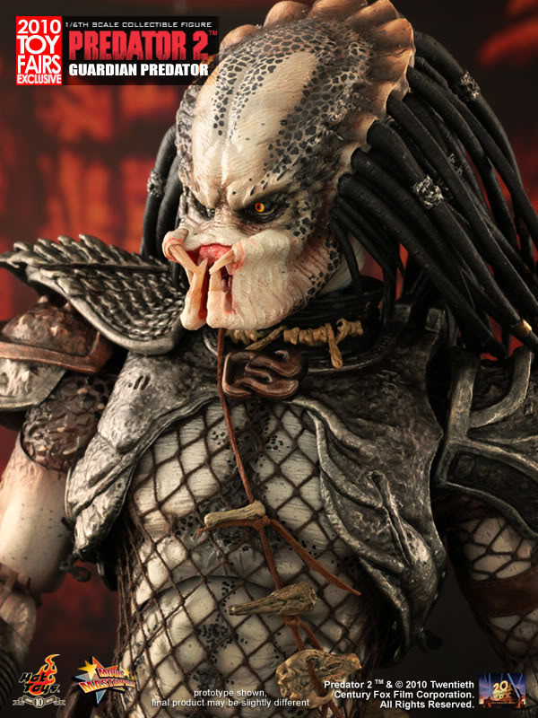 Hot Toys MMS126 - 1/6 scale Predator 2 Guardian Predator Collectible Figure